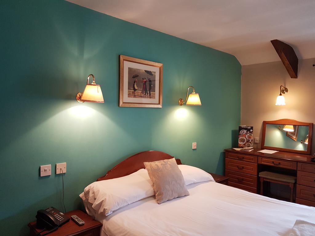 The Black Lion Royal Hotel Lampeter Quarto foto